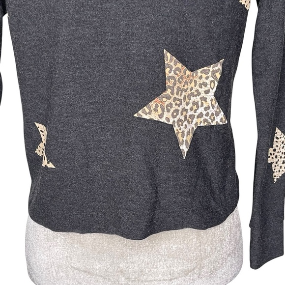 Chaser Leopard Animal Print  Star Print Gray Hoodie Women’s Size XS Cropped - Picture 7 of 9